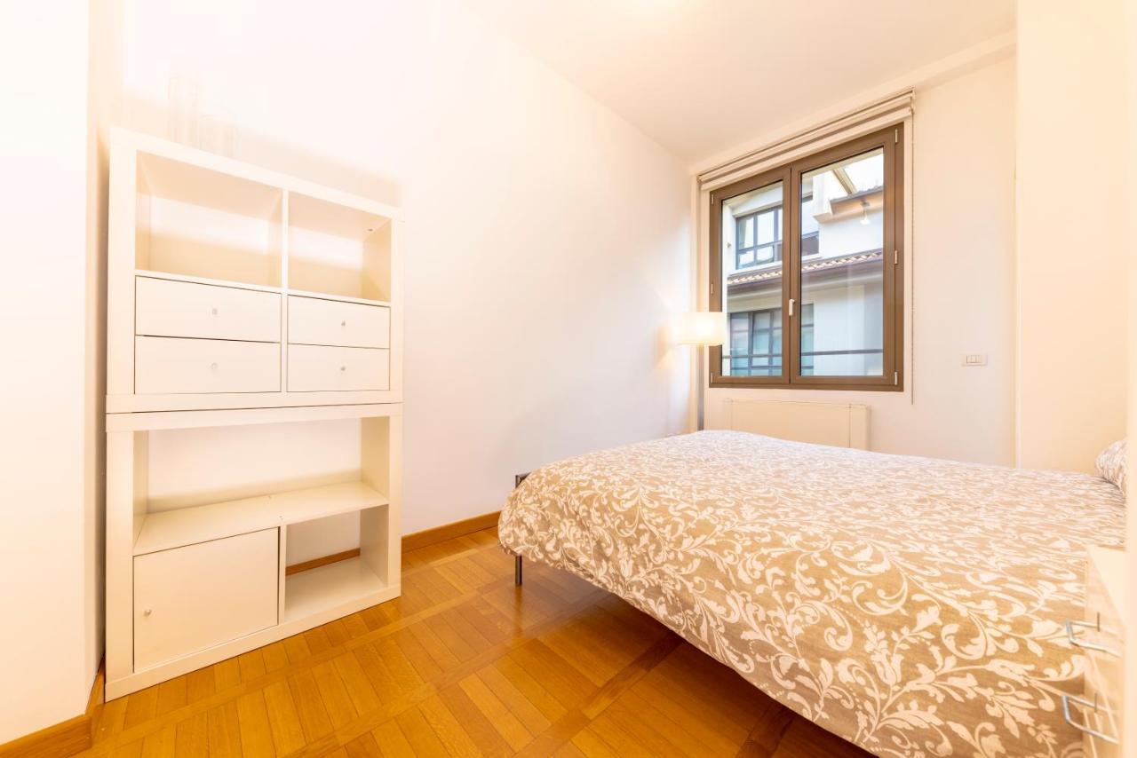 Luxury 1 Bedroom Navigli Loft Milan Exterior photo