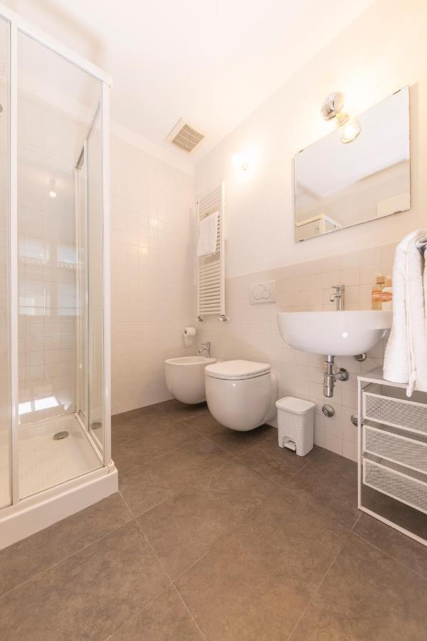 Luxury 1 Bedroom Navigli Loft Milan Exterior photo